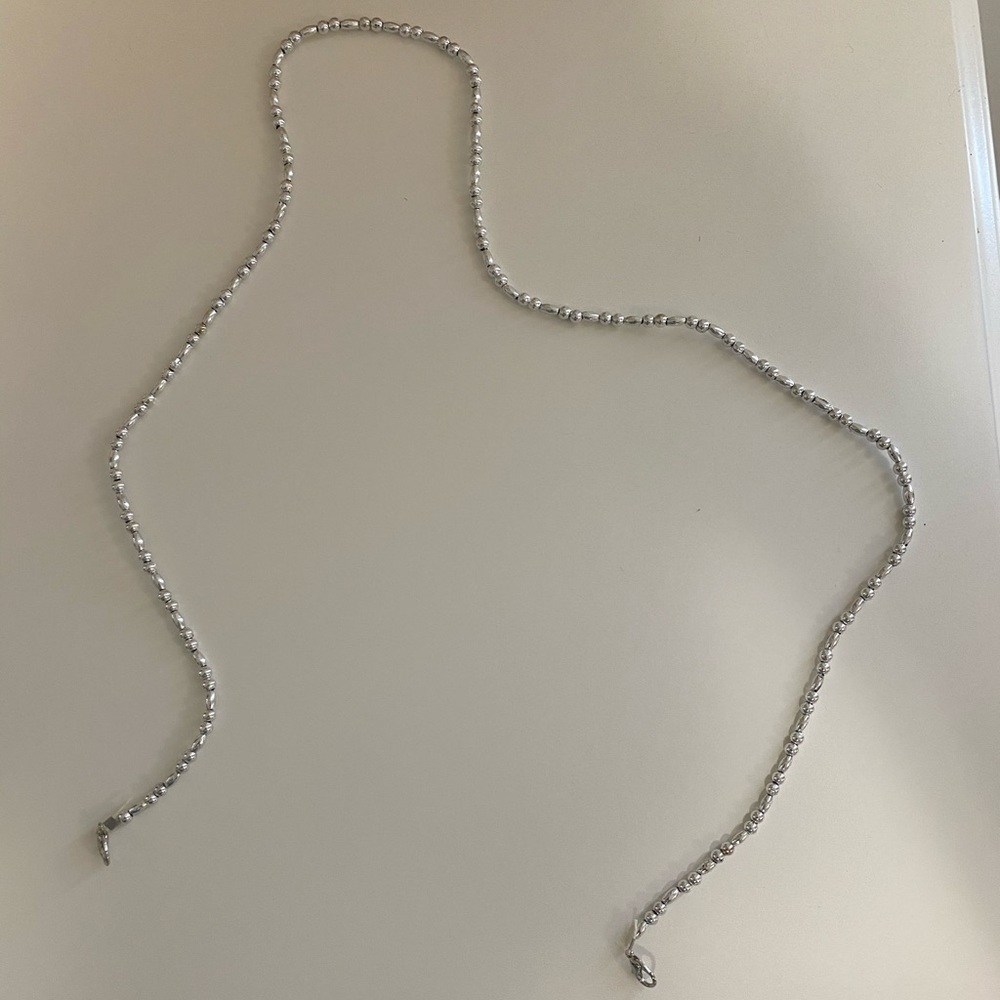 Mask holder (mask not included)